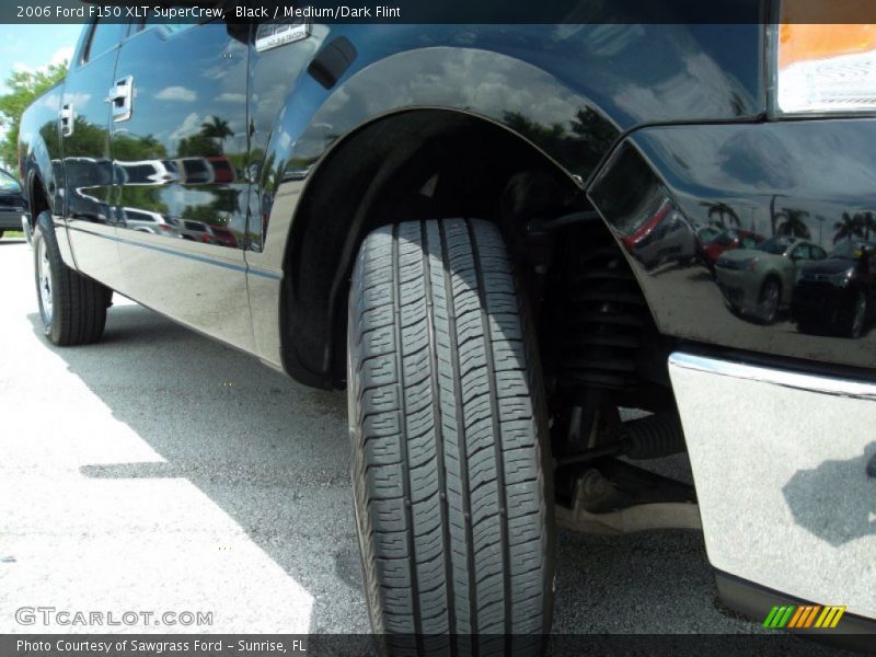 Black / Medium/Dark Flint 2006 Ford F150 XLT SuperCrew