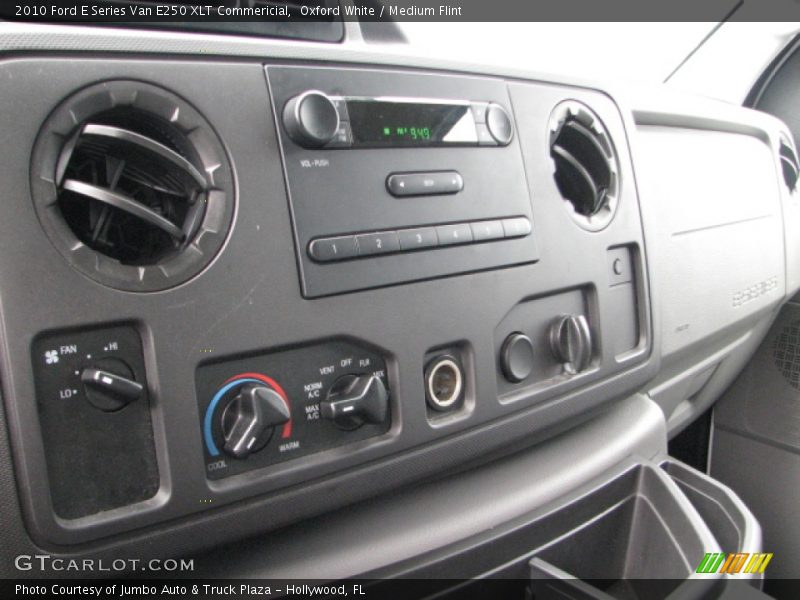 Oxford White / Medium Flint 2010 Ford E Series Van E250 XLT Commericial