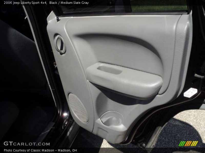 Black / Medium Slate Gray 2006 Jeep Liberty Sport 4x4
