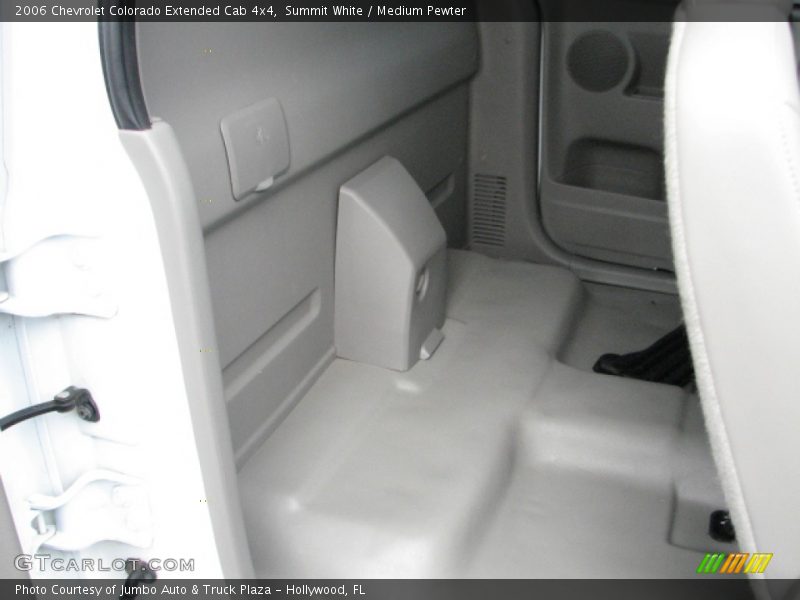 Summit White / Medium Pewter 2006 Chevrolet Colorado Extended Cab 4x4