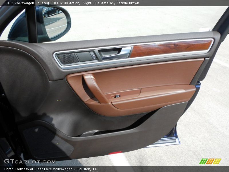 Door Panel of 2012 Touareg TDI Lux 4XMotion