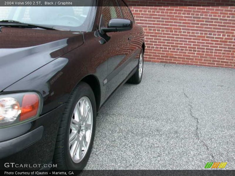 Black / Graphite 2004 Volvo S60 2.5T