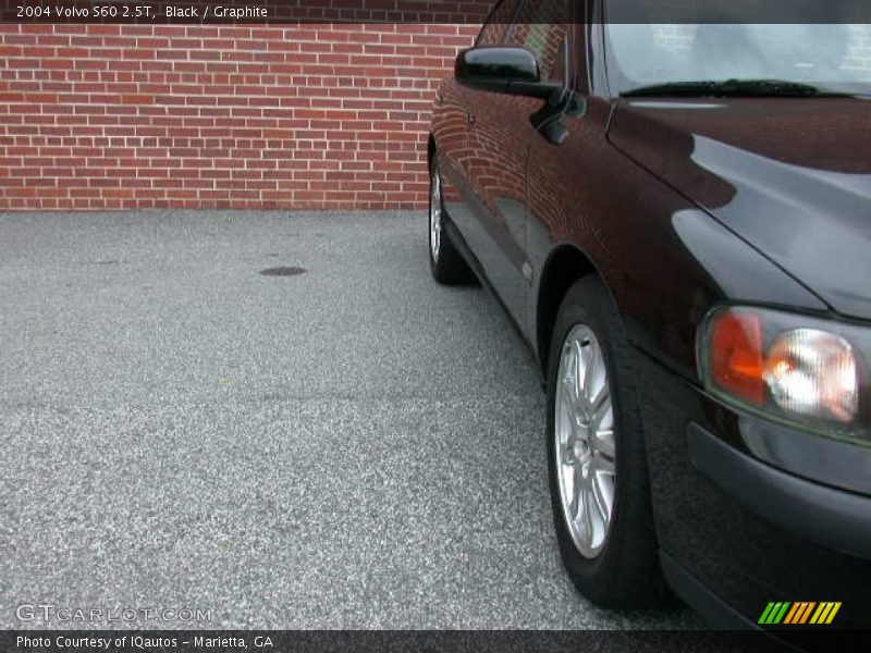 Black / Graphite 2004 Volvo S60 2.5T