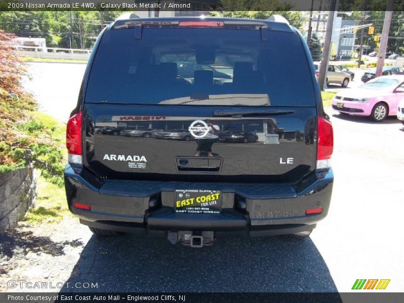 Galaxy Black Metallic / Almond 2009 Nissan Armada LE 4WD