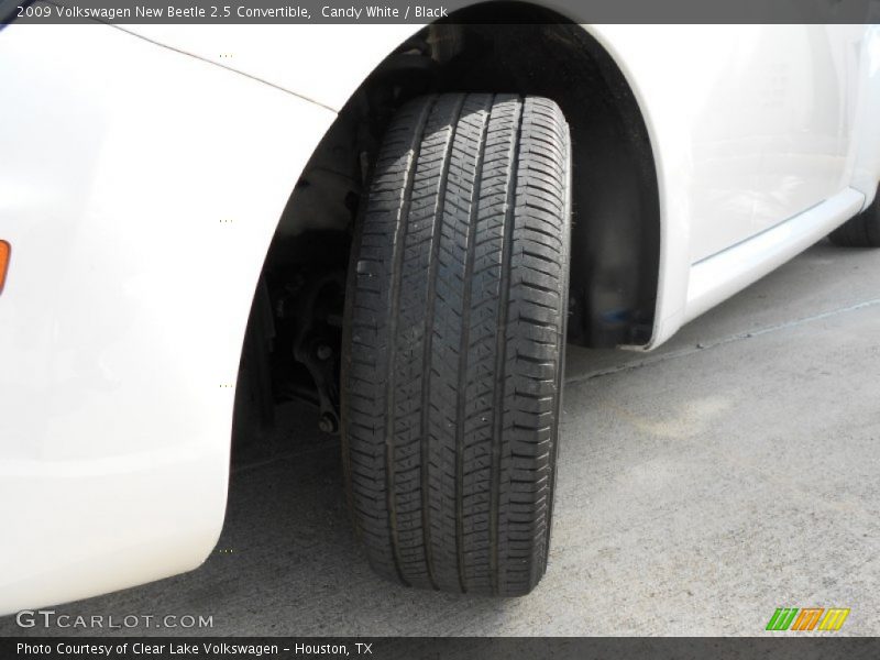 Candy White / Black 2009 Volkswagen New Beetle 2.5 Convertible