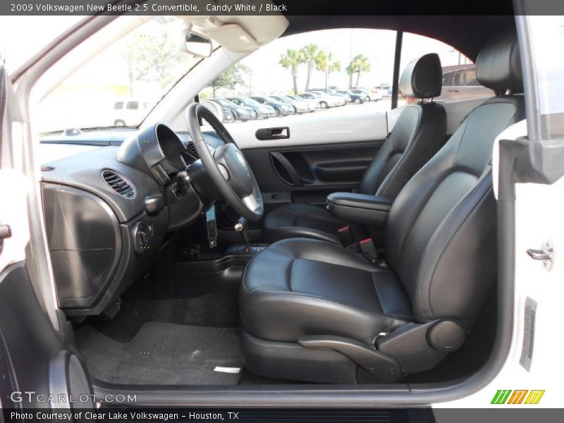 Candy White / Black 2009 Volkswagen New Beetle 2.5 Convertible