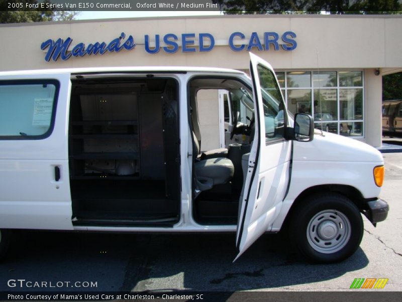 Oxford White / Medium Flint 2005 Ford E Series Van E150 Commercial