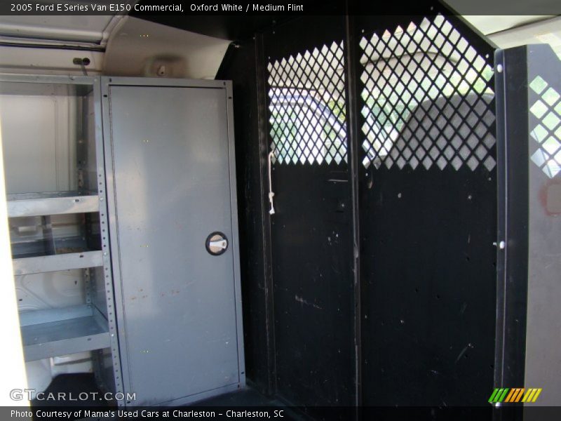 Oxford White / Medium Flint 2005 Ford E Series Van E150 Commercial