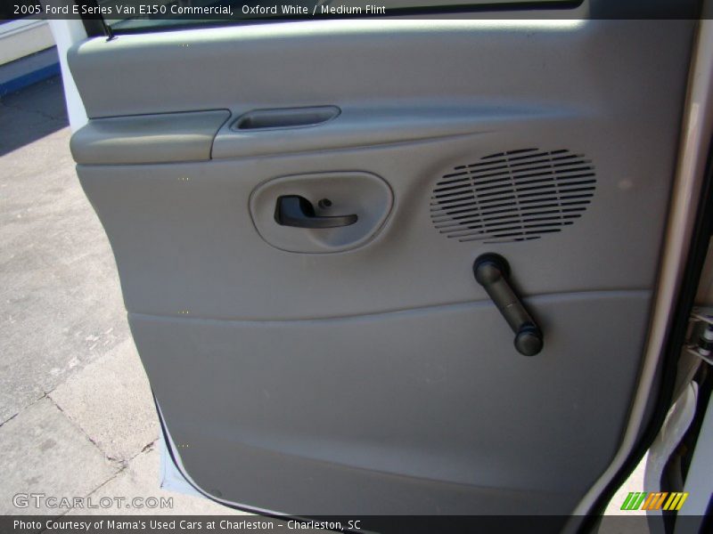 Oxford White / Medium Flint 2005 Ford E Series Van E150 Commercial