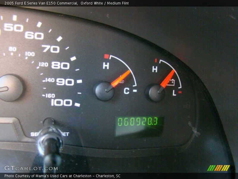 Oxford White / Medium Flint 2005 Ford E Series Van E150 Commercial