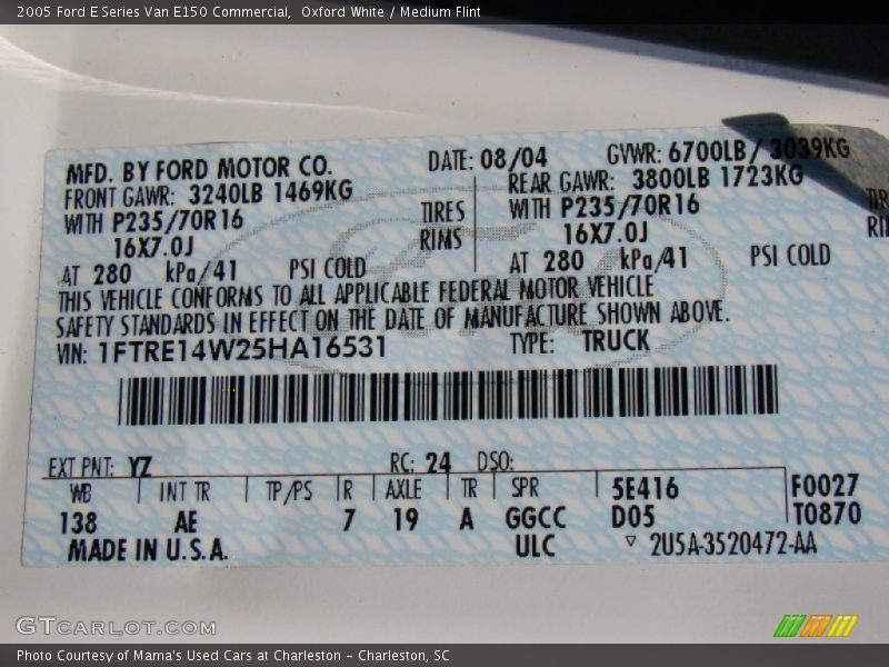 Oxford White / Medium Flint 2005 Ford E Series Van E150 Commercial