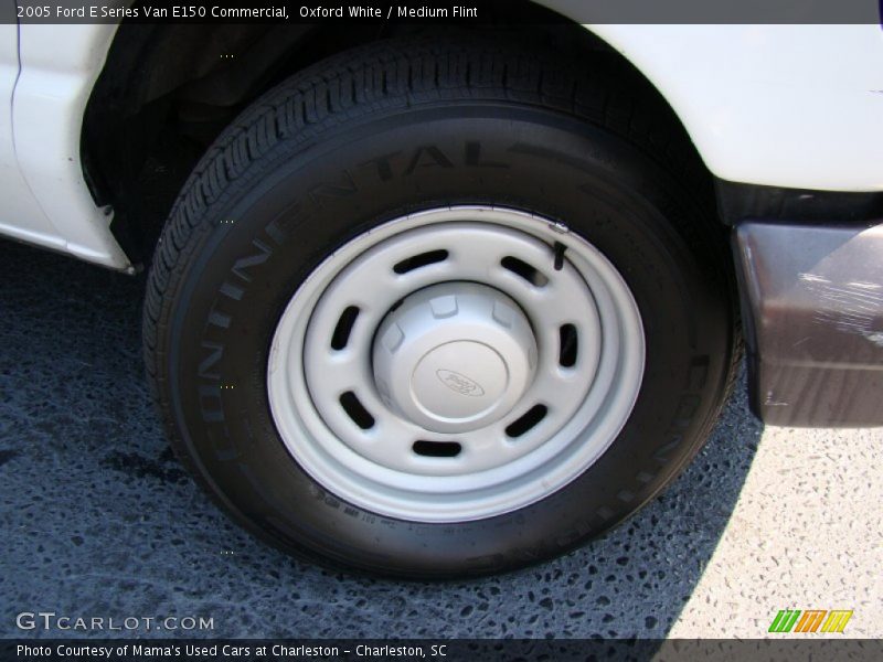 Oxford White / Medium Flint 2005 Ford E Series Van E150 Commercial