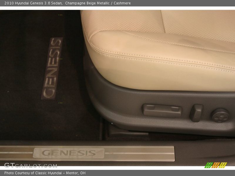 Champagne Beige Metallic / Cashmere 2010 Hyundai Genesis 3.8 Sedan