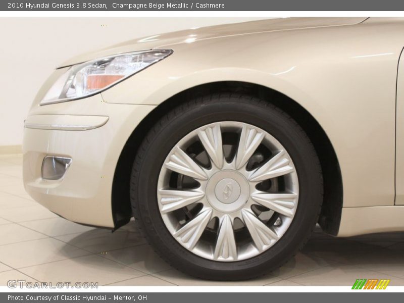  2010 Genesis 3.8 Sedan Wheel