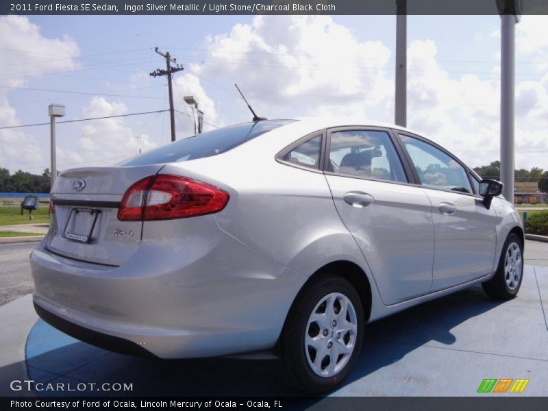 Ingot Silver Metallic / Light Stone/Charcoal Black Cloth 2011 Ford Fiesta SE Sedan