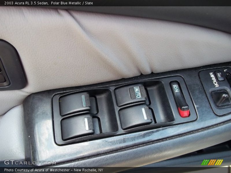 Controls of 2003 RL 3.5 Sedan