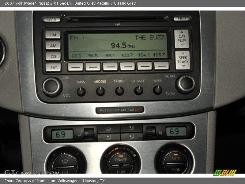 United Grey Metallic / Classic Grey 2007 Volkswagen Passat 2.0T Sedan