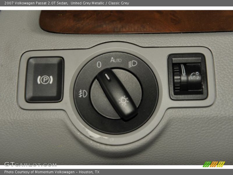 United Grey Metallic / Classic Grey 2007 Volkswagen Passat 2.0T Sedan