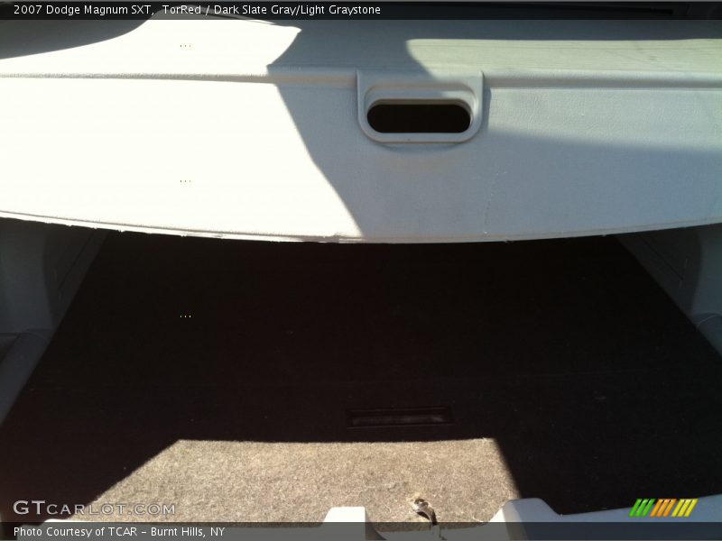 TorRed / Dark Slate Gray/Light Graystone 2007 Dodge Magnum SXT