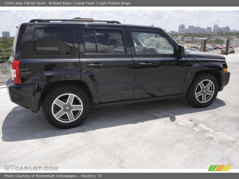 Brilliant Black Crystal Pearl / Light Pebble Beige 2009 Jeep Patriot Sport