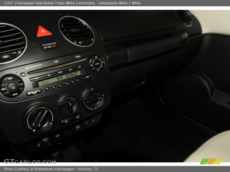 Campanella White / White 2007 Volkswagen New Beetle Triple White Convertible
