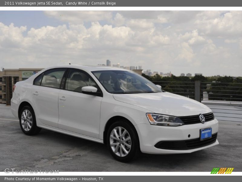 Candy White / Cornsilk Beige 2011 Volkswagen Jetta SE Sedan