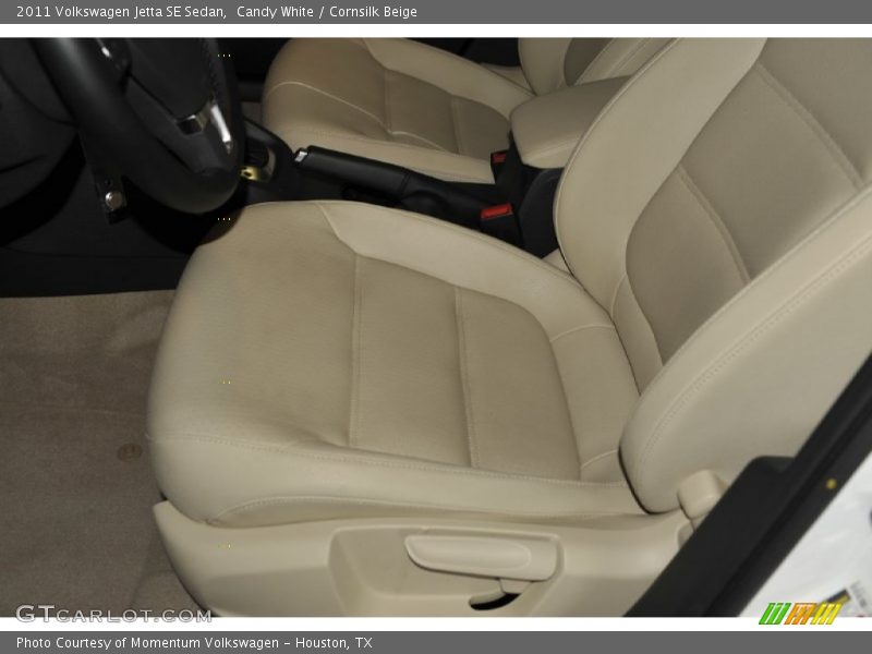 Candy White / Cornsilk Beige 2011 Volkswagen Jetta SE Sedan