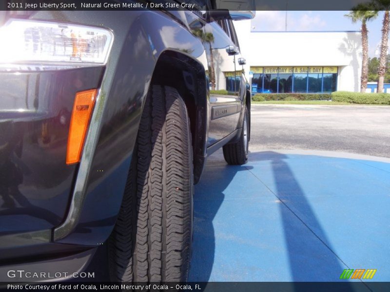 Natural Green Metallic / Dark Slate Gray 2011 Jeep Liberty Sport