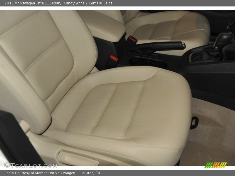 Candy White / Cornsilk Beige 2011 Volkswagen Jetta SE Sedan