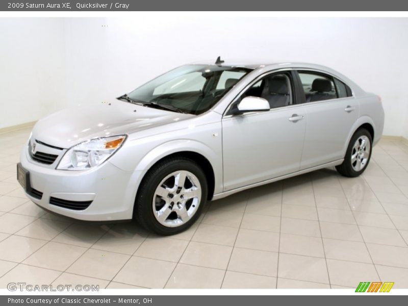 Quicksilver / Gray 2009 Saturn Aura XE