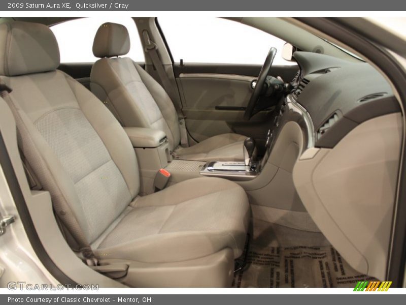 Quicksilver / Gray 2009 Saturn Aura XE