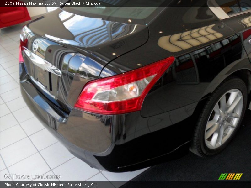 Super Black / Charcoal 2009 Nissan Maxima 3.5 SV