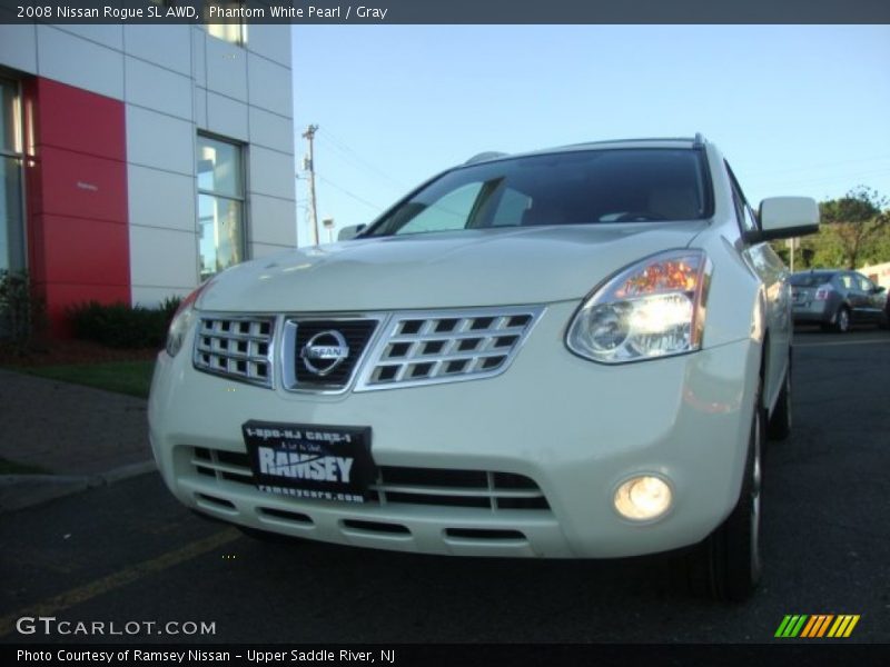 Phantom White Pearl / Gray 2008 Nissan Rogue SL AWD