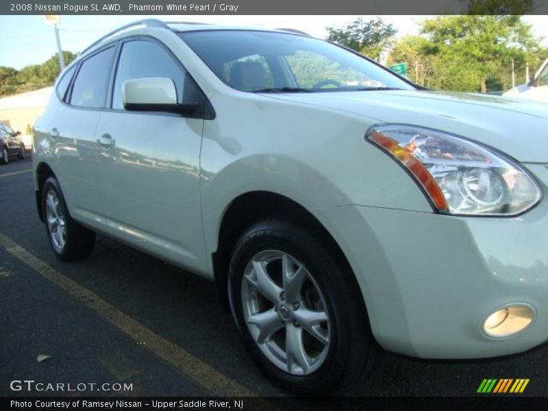 Phantom White Pearl / Gray 2008 Nissan Rogue SL AWD