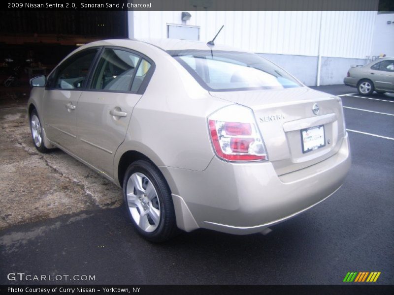 Sonoran Sand / Charcoal 2009 Nissan Sentra 2.0
