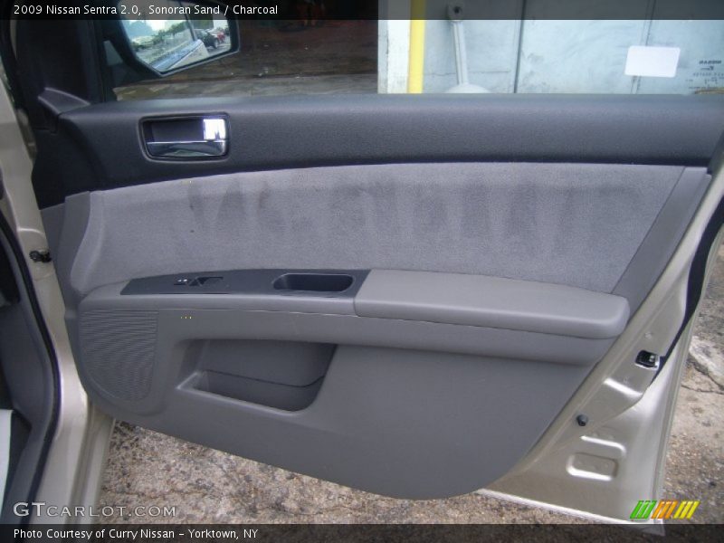 Sonoran Sand / Charcoal 2009 Nissan Sentra 2.0
