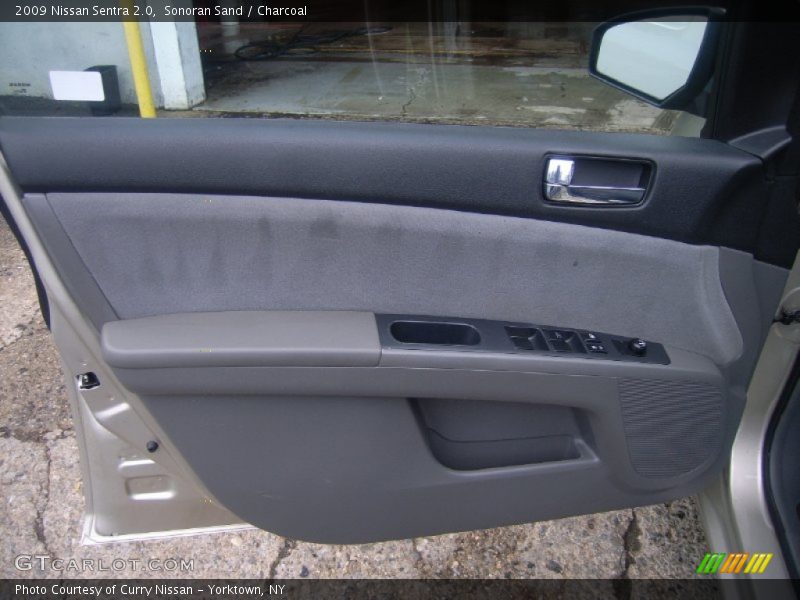 Sonoran Sand / Charcoal 2009 Nissan Sentra 2.0