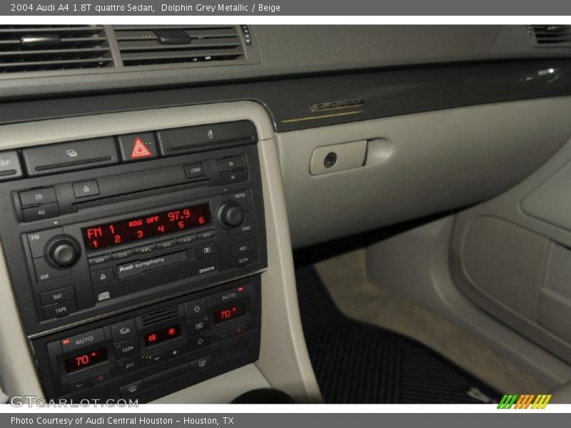 Dolphin Grey Metallic / Beige 2004 Audi A4 1.8T quattro Sedan