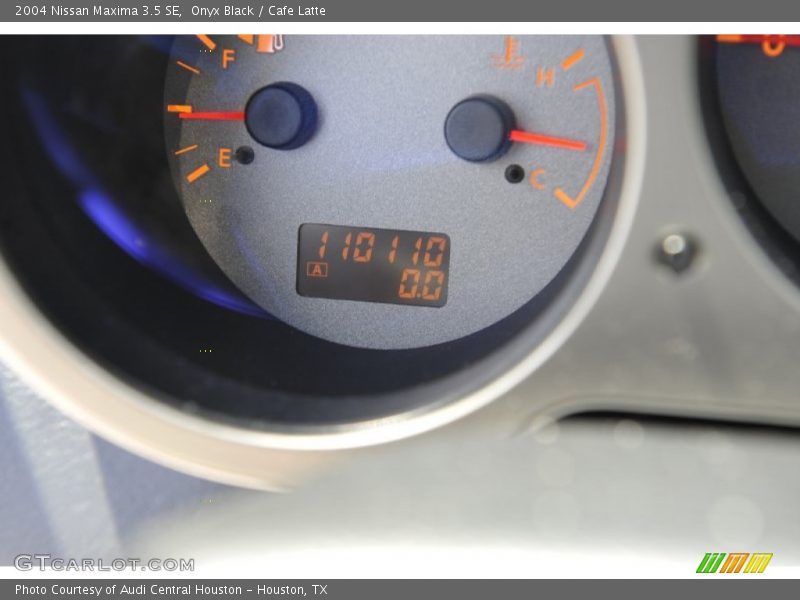 Onyx Black / Cafe Latte 2004 Nissan Maxima 3.5 SE