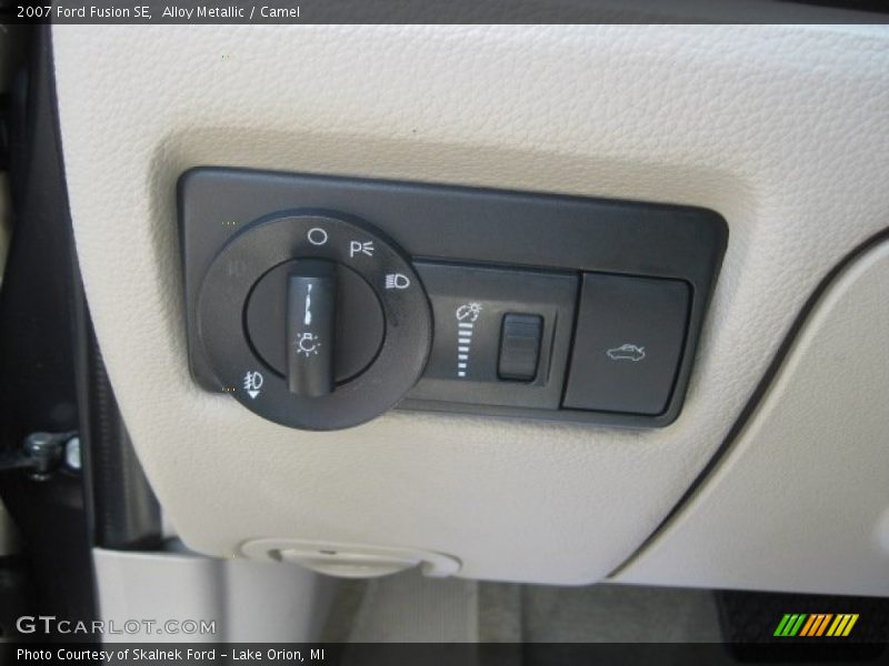Alloy Metallic / Camel 2007 Ford Fusion SE