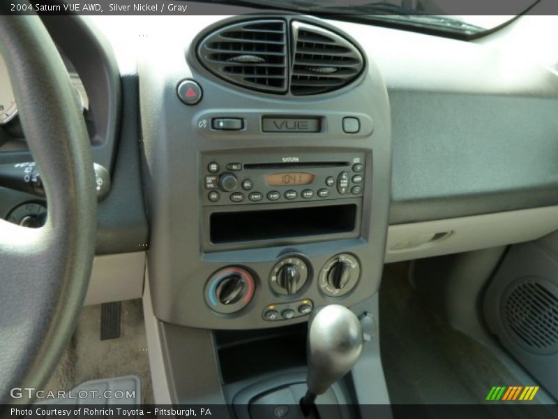 Silver Nickel / Gray 2004 Saturn VUE AWD