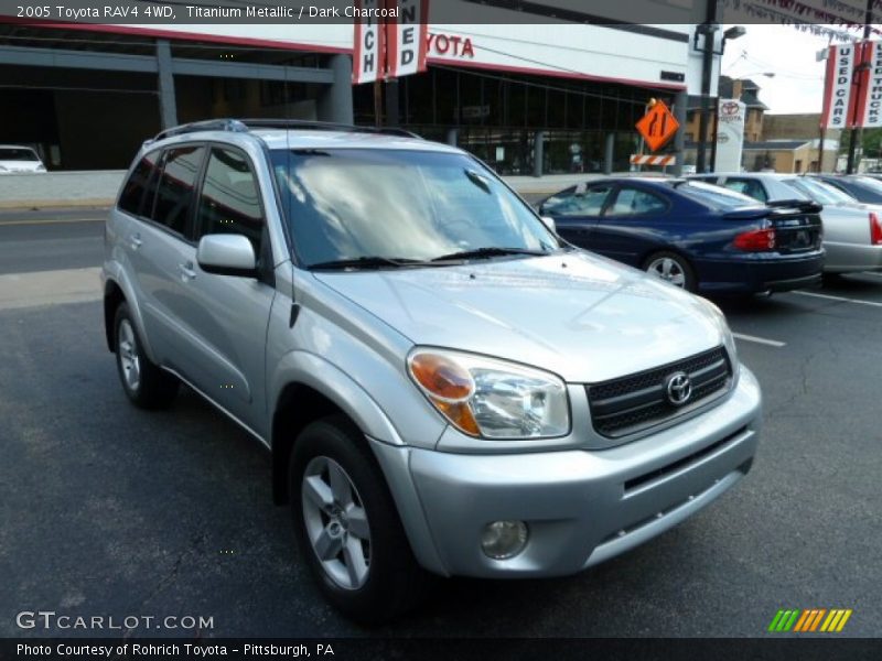 Titanium Metallic / Dark Charcoal 2005 Toyota RAV4 4WD