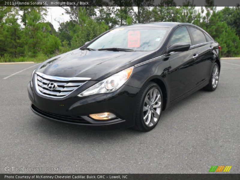 Midnight Black / Black 2011 Hyundai Sonata SE