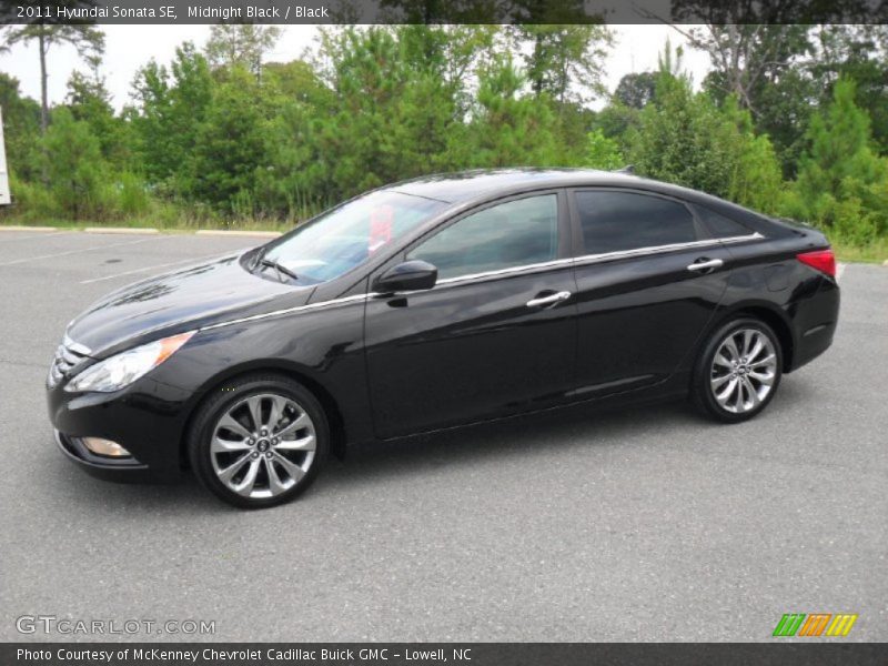 Midnight Black / Black 2011 Hyundai Sonata SE