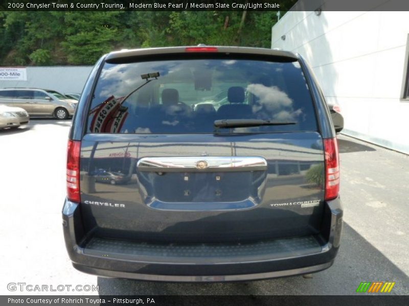 Modern Blue Pearl / Medium Slate Gray/Light Shale 2009 Chrysler Town & Country Touring