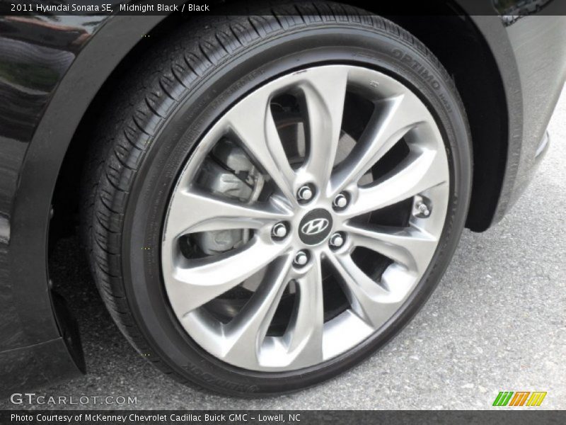 Midnight Black / Black 2011 Hyundai Sonata SE