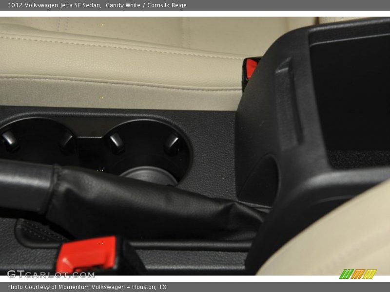 Candy White / Cornsilk Beige 2012 Volkswagen Jetta SE Sedan