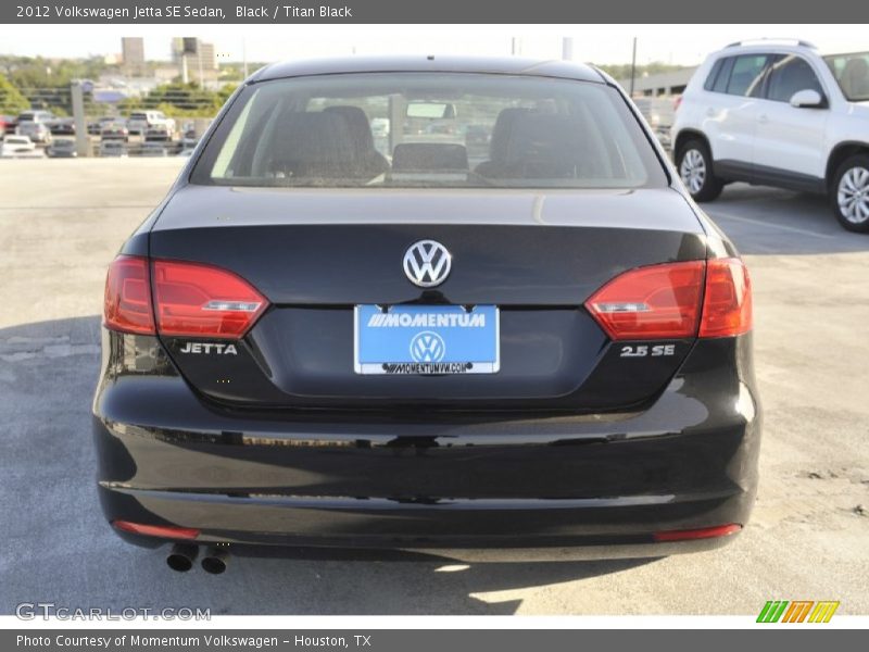 Black / Titan Black 2012 Volkswagen Jetta SE Sedan