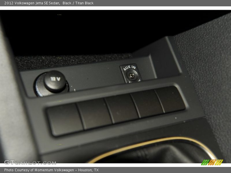 Black / Titan Black 2012 Volkswagen Jetta SE Sedan