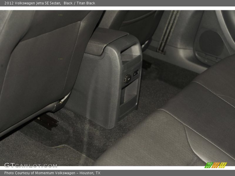 Black / Titan Black 2012 Volkswagen Jetta SE Sedan